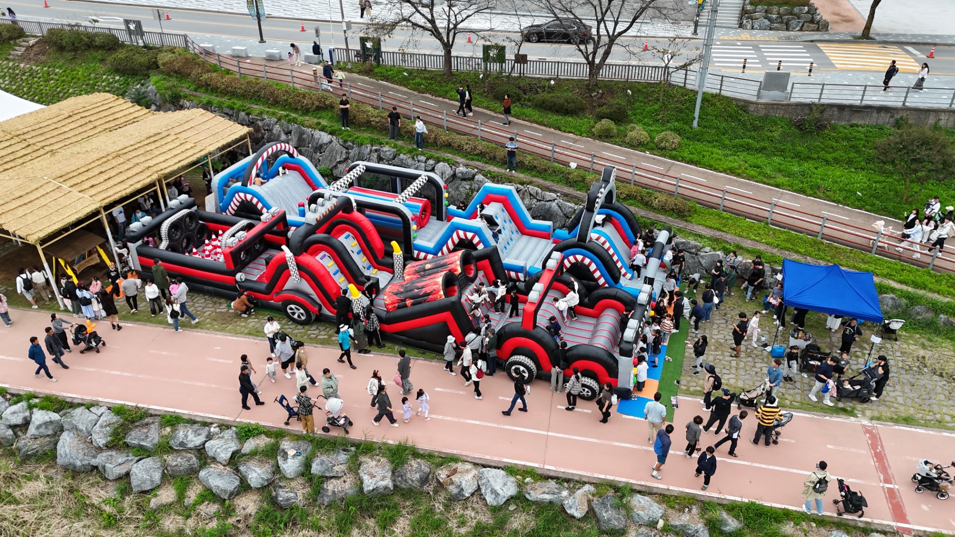 레드몬스터 챌린지 에어바운스 (전화,카카오채널문의) 상세 이미지 2