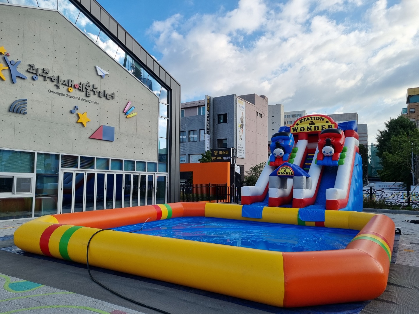 여름 물놀이 패키지 B  구성 : 준대형 워터슬라이드 + 8m x 8m 풀장 (전화,카카오채널문의) 상세 이미지 13