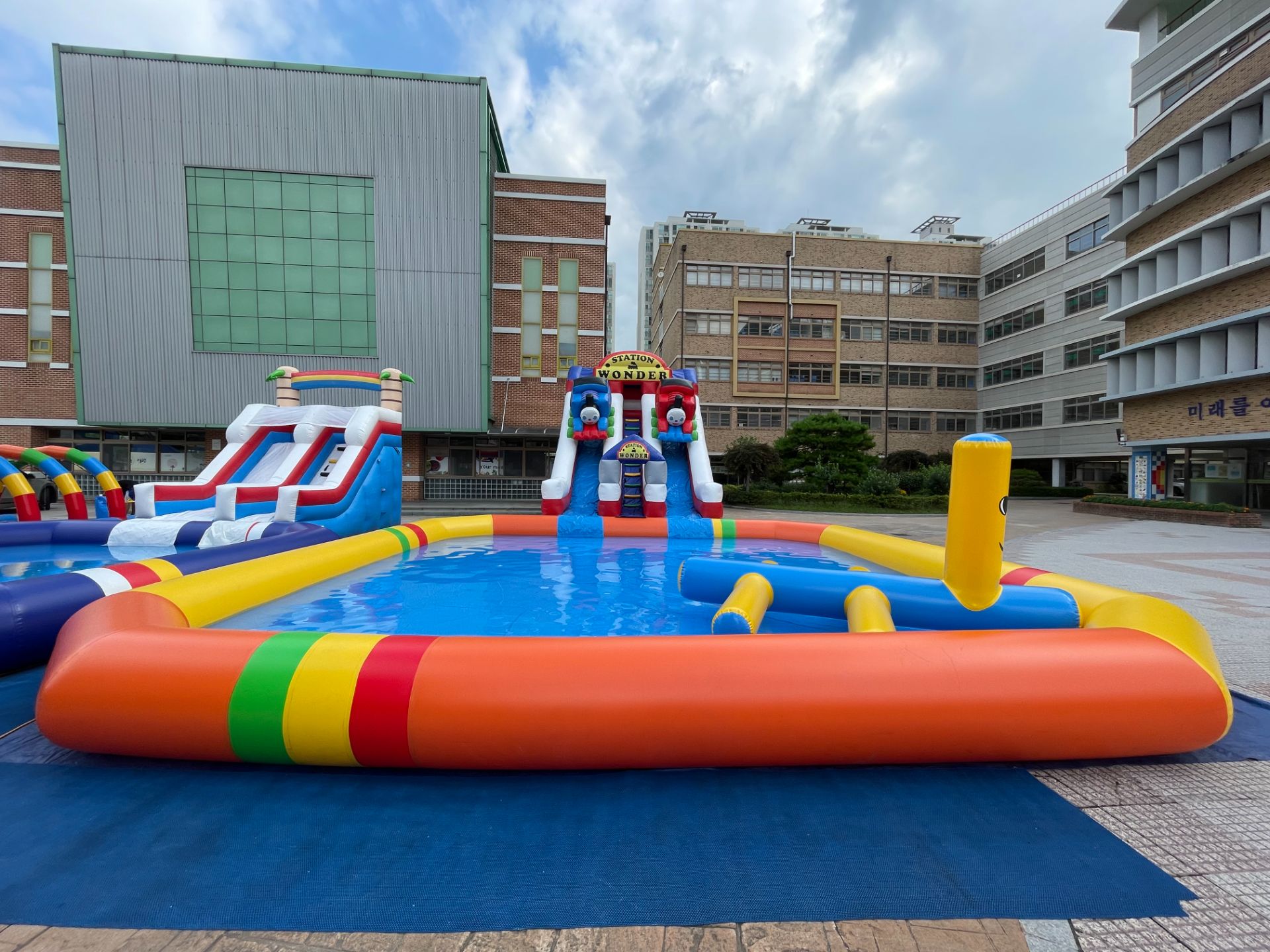 여름 물놀이 패키지 B  구성 : 준대형 워터슬라이드 + 8m x 8m 풀장 (전화,카카오채널문의) 상세 이미지 15