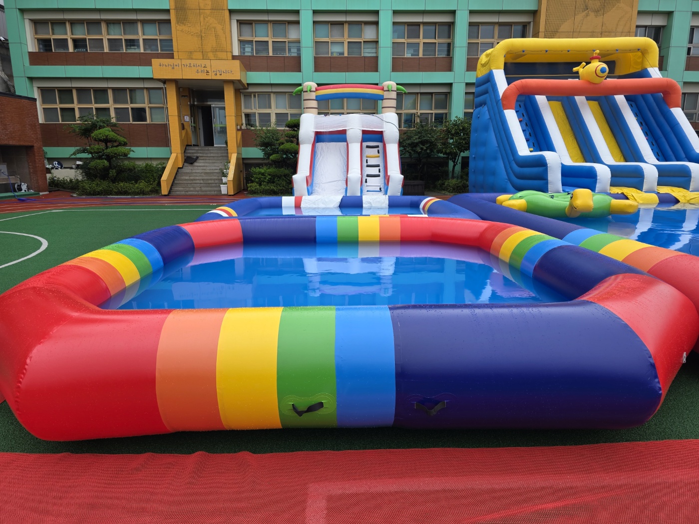 여름 물놀이 패키지 C  구성 : 중소형 워터슬라이드 + 5m x 5m OR 6m x 4m 풀장 (전화,카카오채널문의) 상세 이미지 10
