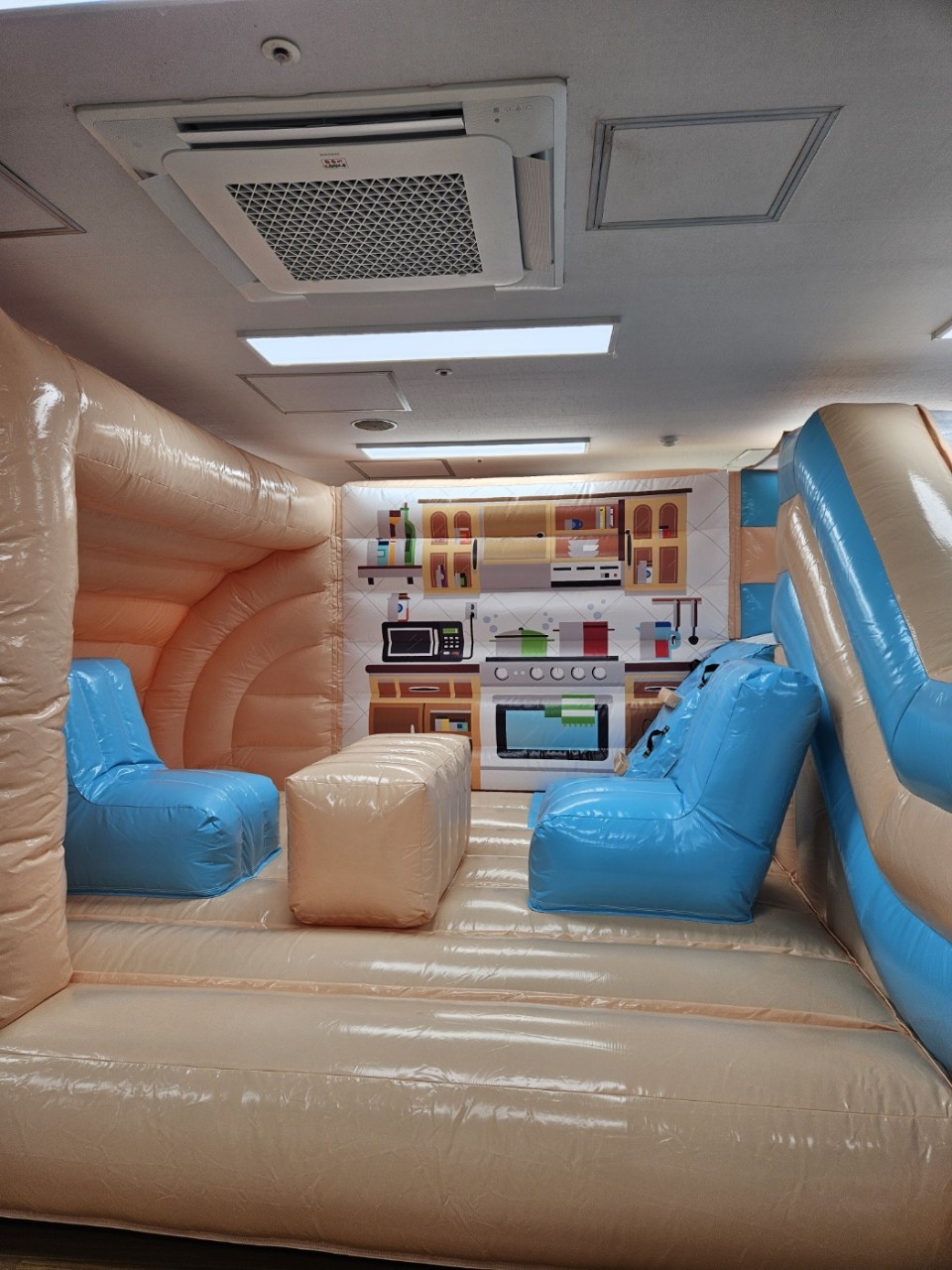 캠핑카 소형 에어바운스  (전화,카카오채널문의) 상세 이미지 5