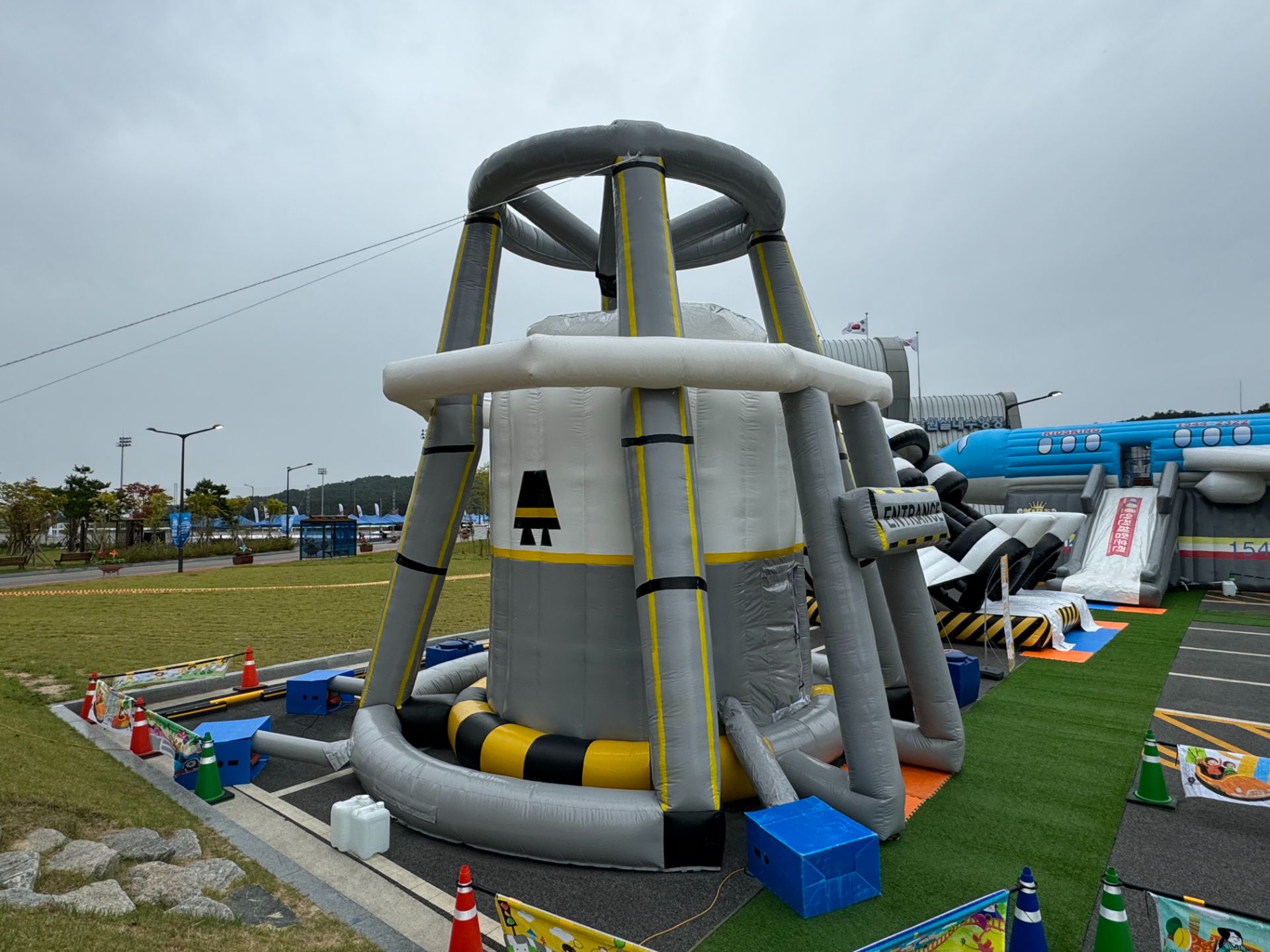 우주선 낙하산 에어바운스  (전화,카카오채널문의) 상세 이미지 4