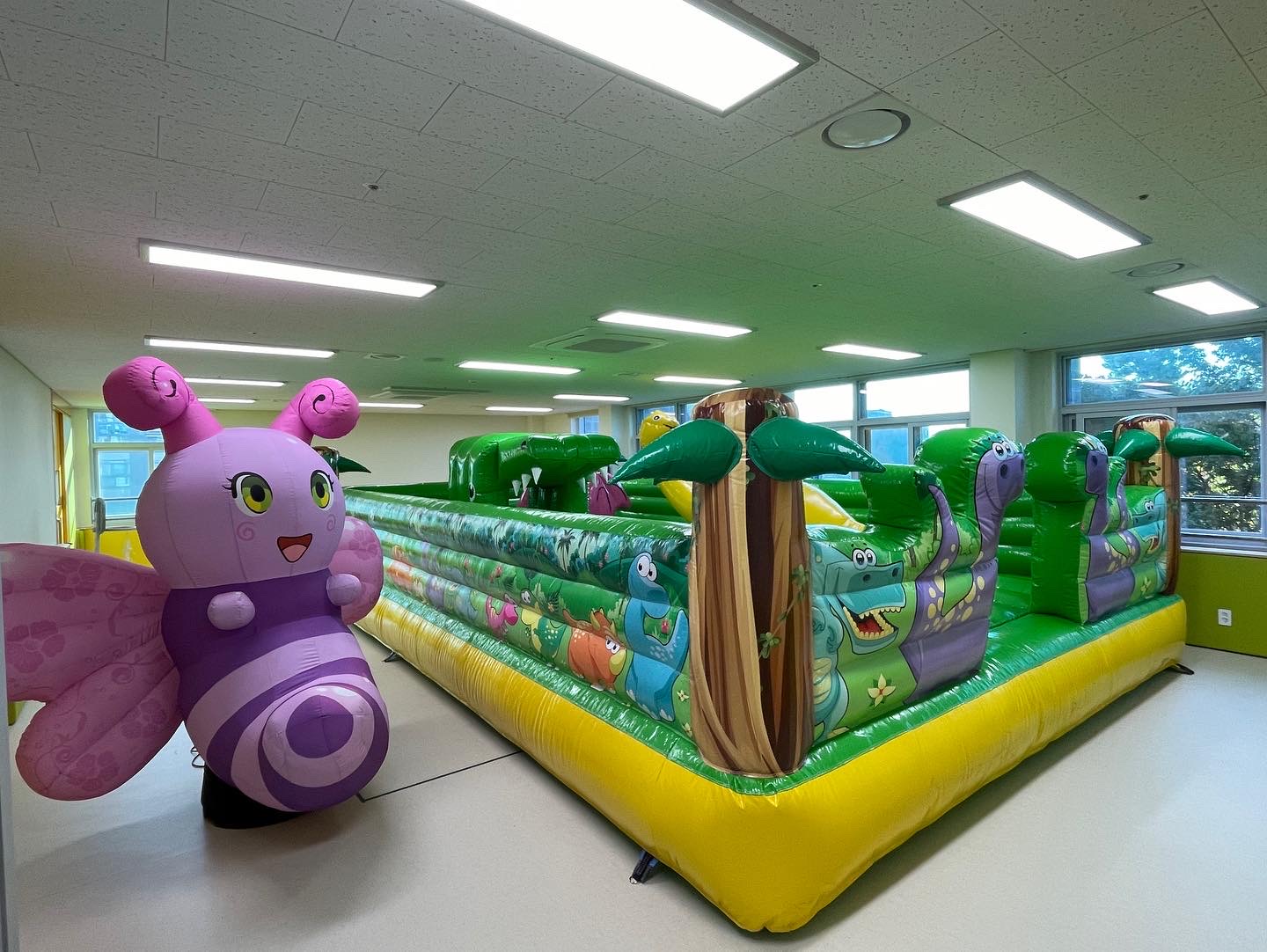 공룡 중형 에어바운스  (전화,카카오채널문의) 상세 이미지 2