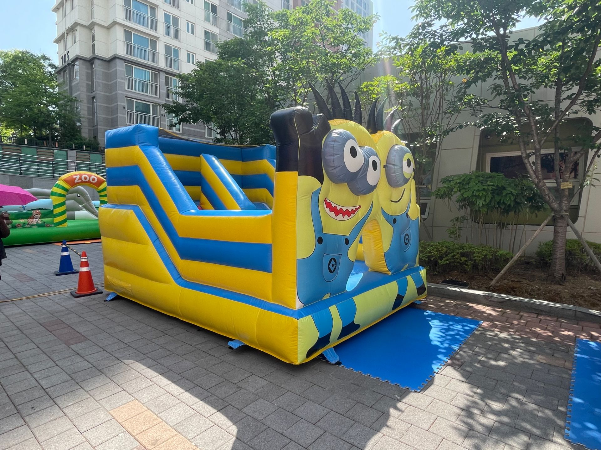 미니언즈 소형 에어바운스  (전화,카카오채널문의) 상세 이미지 2